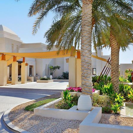 Al Wathba, A Luxury Collection Desert Resort & Spa, アブダビ エクステリア 写真