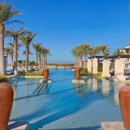 Al Wathba, A Luxury Collection Desert Resort & Spa, アブダビ エクステリア 写真