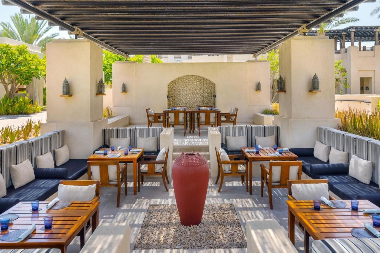 Al Wathba, A Luxury Collection Desert Resort & Spa, アブダビ エクステリア 写真