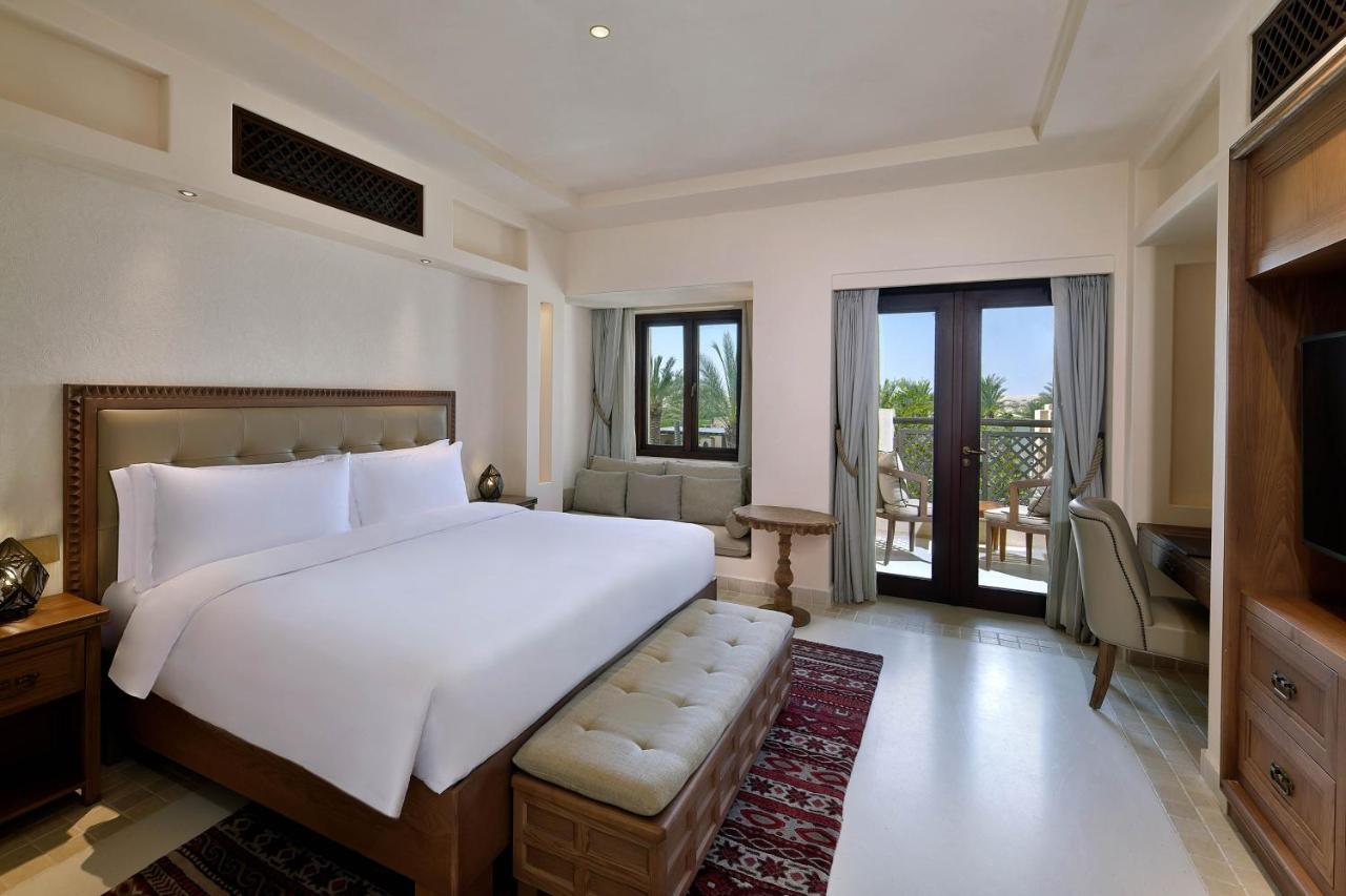 Al Wathba, A Luxury Collection Desert Resort & Spa, アブダビ エクステリア 写真