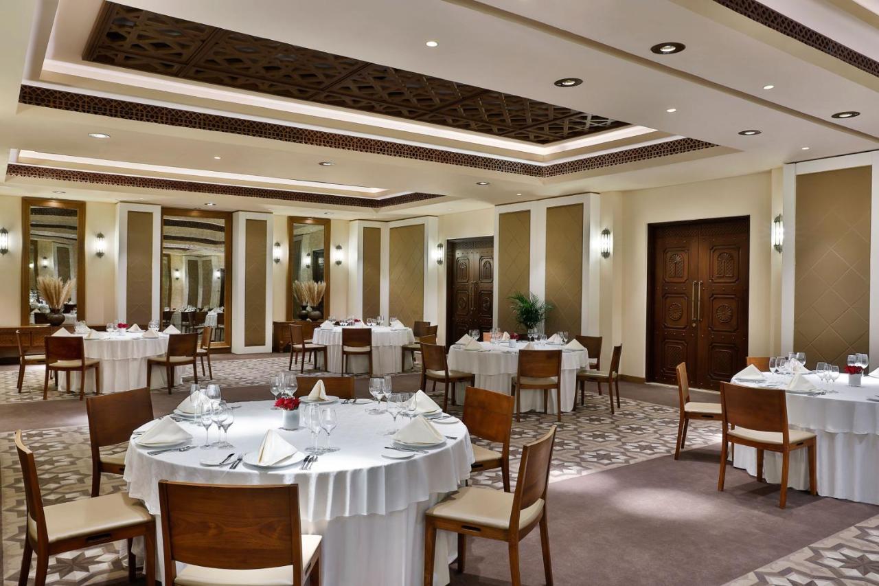 Al Wathba, A Luxury Collection Desert Resort & Spa, アブダビ エクステリア 写真