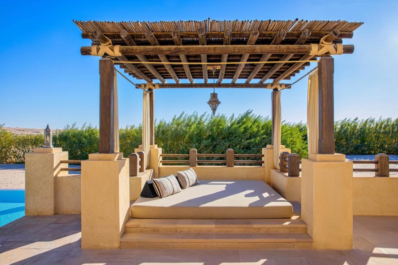 Al Wathba, A Luxury Collection Desert Resort & Spa, アブダビ エクステリア 写真