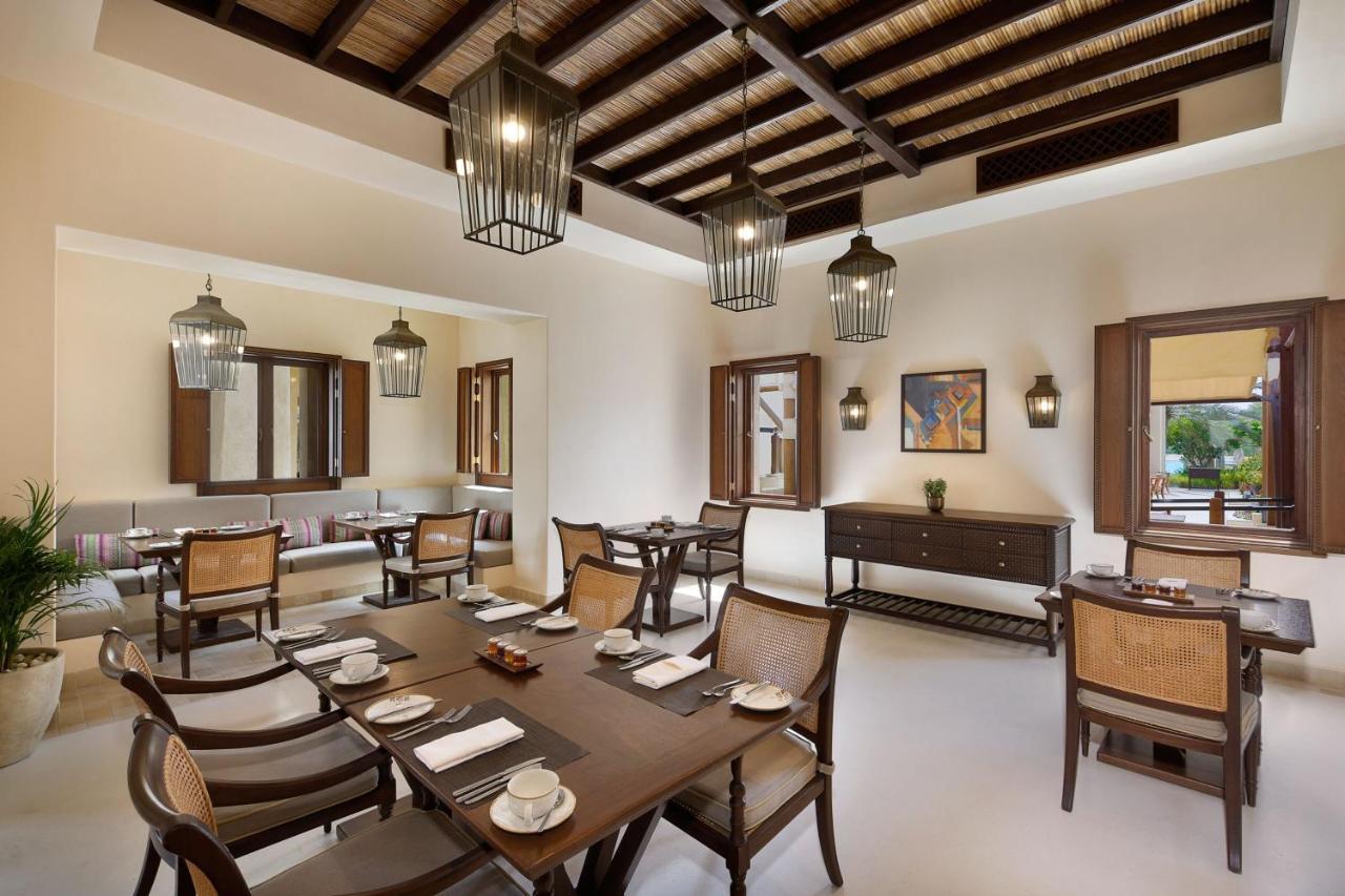 Al Wathba, A Luxury Collection Desert Resort & Spa, アブダビ エクステリア 写真