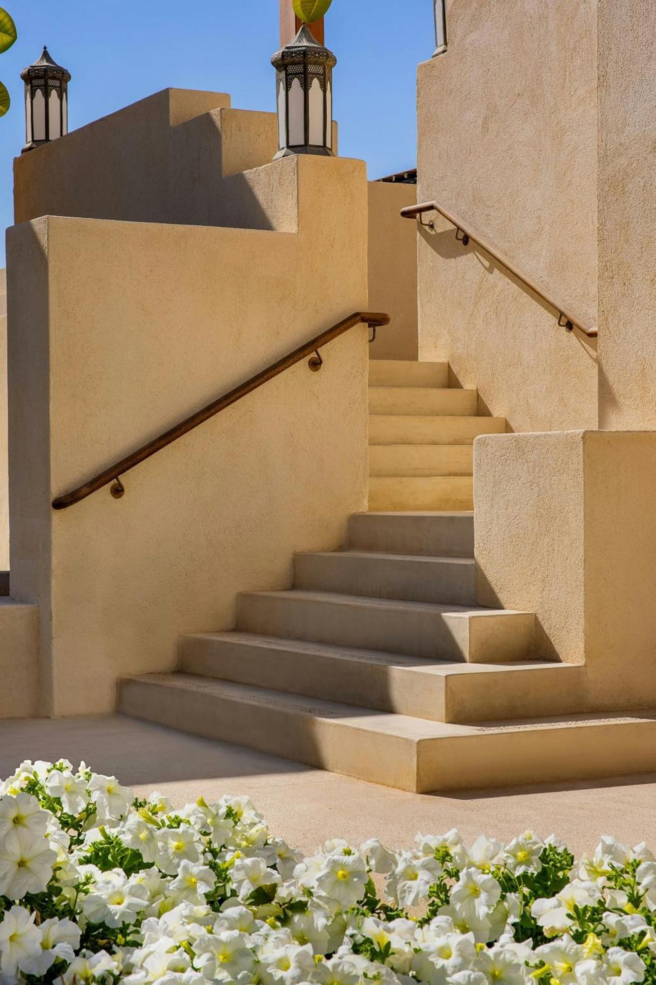 Al Wathba, A Luxury Collection Desert Resort & Spa, アブダビ エクステリア 写真