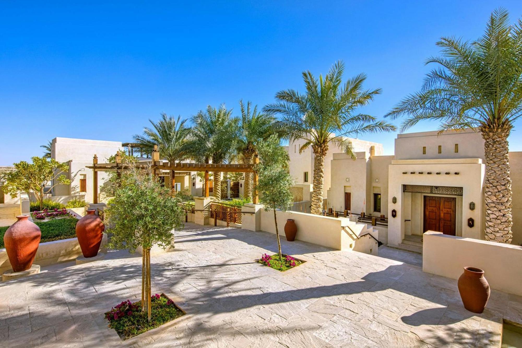 Al Wathba, A Luxury Collection Desert Resort & Spa, アブダビ エクステリア 写真